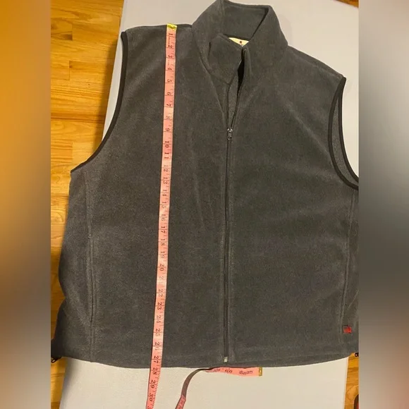 Men’s Woolrich Vest 2XL - Picture 3 of 4